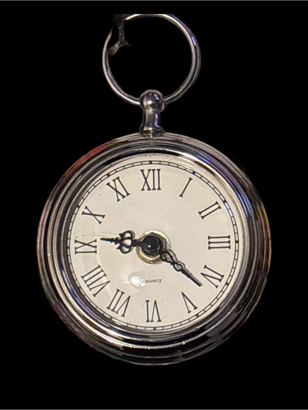 Vintage-Style Silver Mantle Clock - Quartz Roman Numerals - Picture 6 of 10